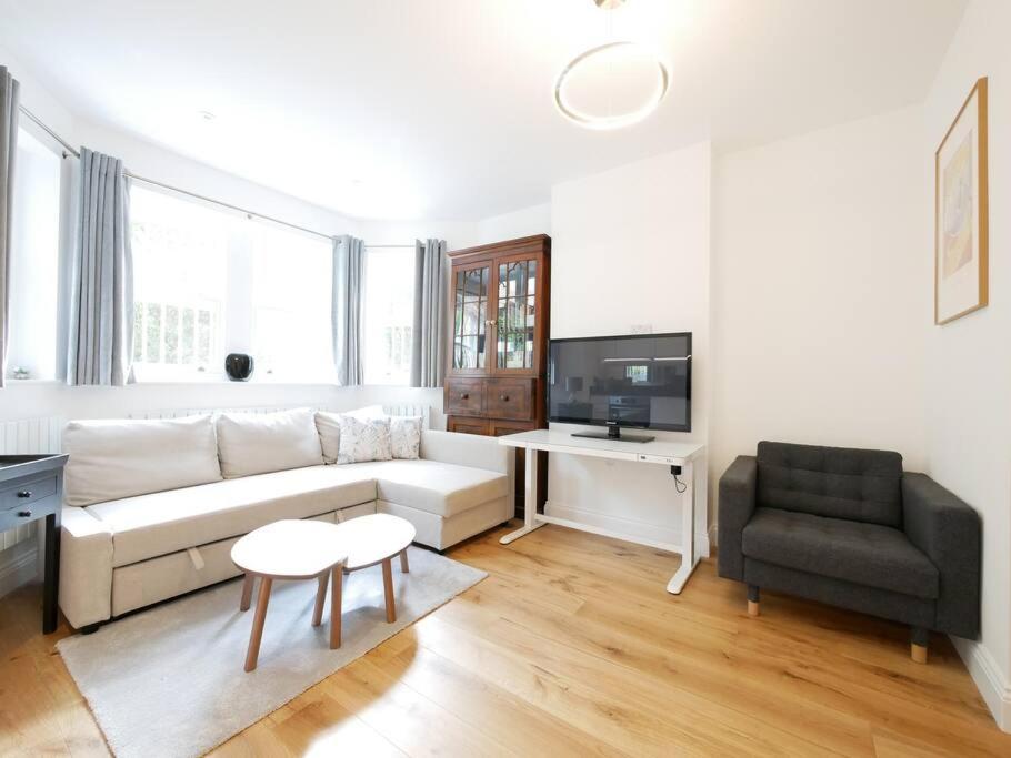 Newly Refurbished 2 Bed Apartment In Paddington London Exterior foto